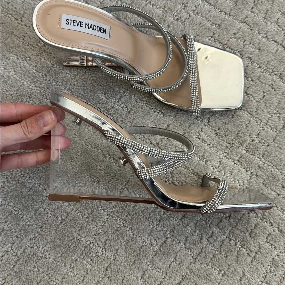 Steve Madden Tovy Rhinestone Lucite Wedge Slip On Evening Sandals Sz 8.5
